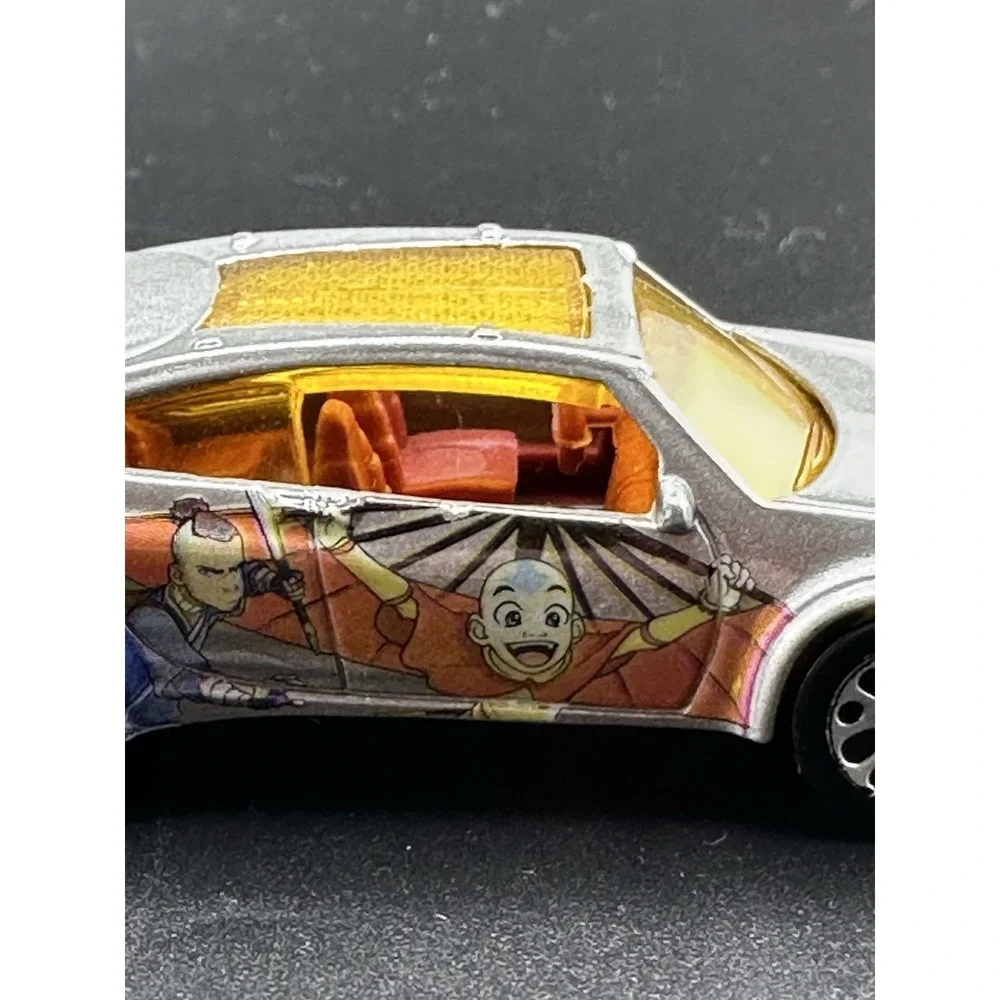 Matchbox Silver Avatar 2001 Pontiac Piranha 1:59 Nickelodeon Special Edition Car
